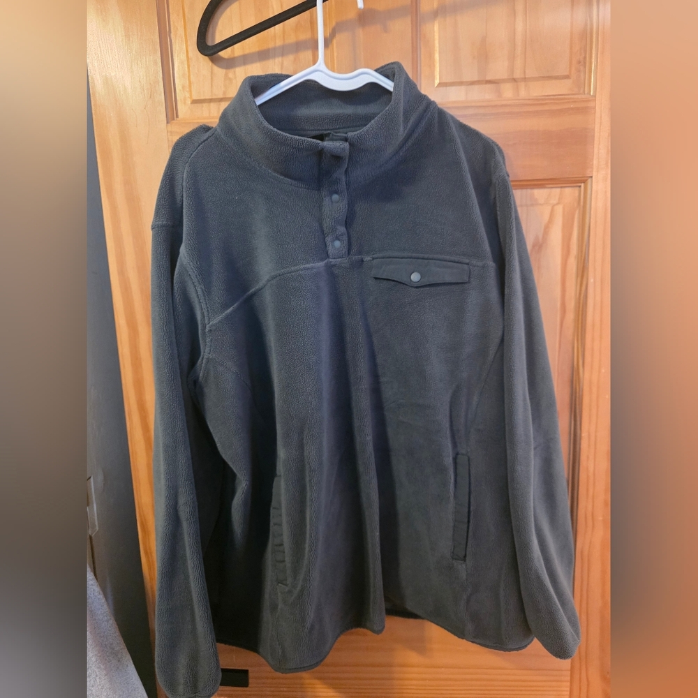 Dark Green Fleece Pullover with Button Collar